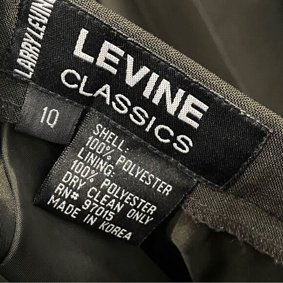 Larry Levine Classics Pant Suit Set With Long Blazer and Pleat Pants Size 10 - Picture 11 of 12